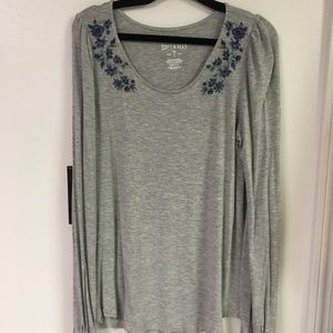 American eagle grey long sleeve